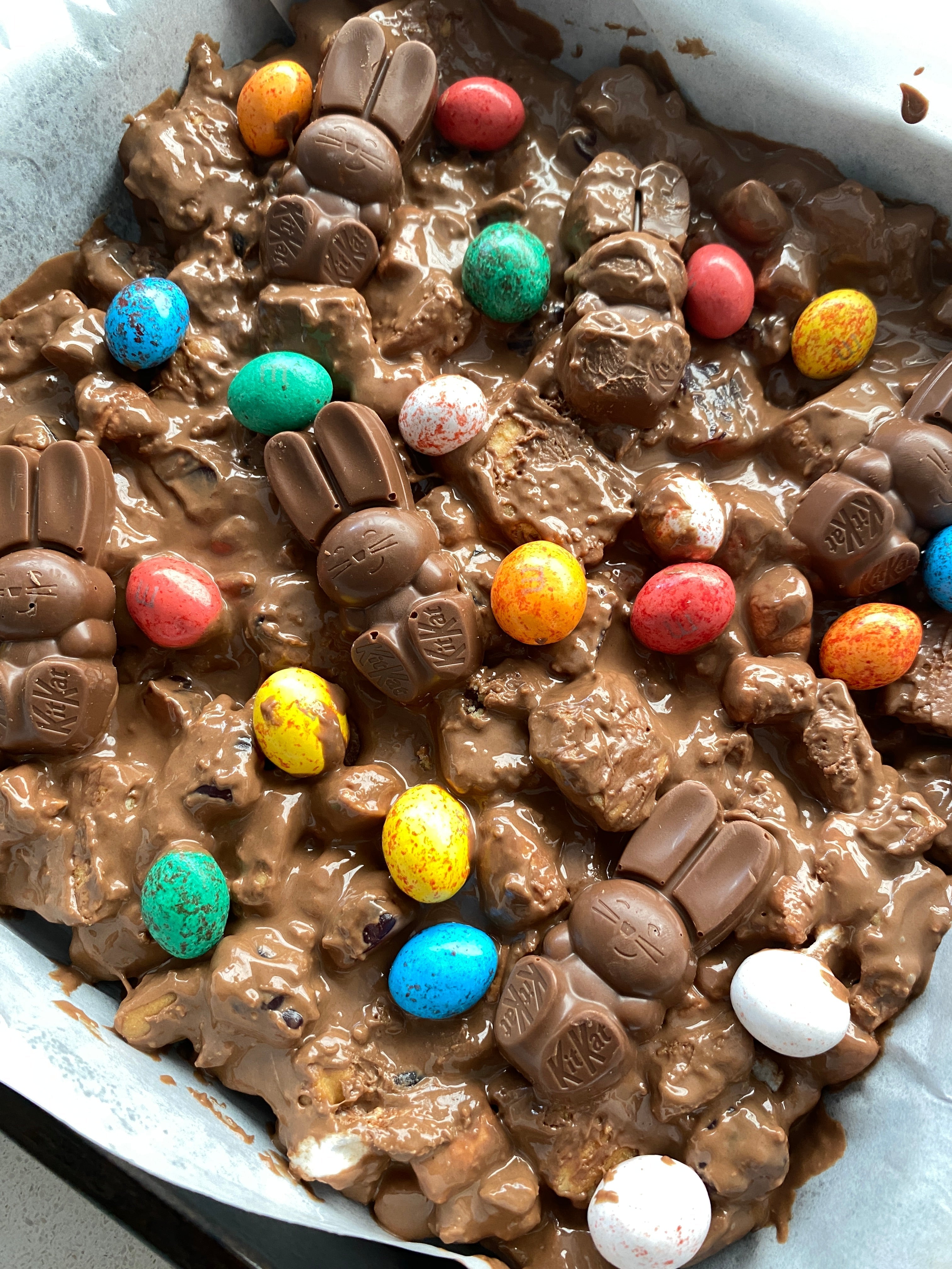 Easter egg rocky road