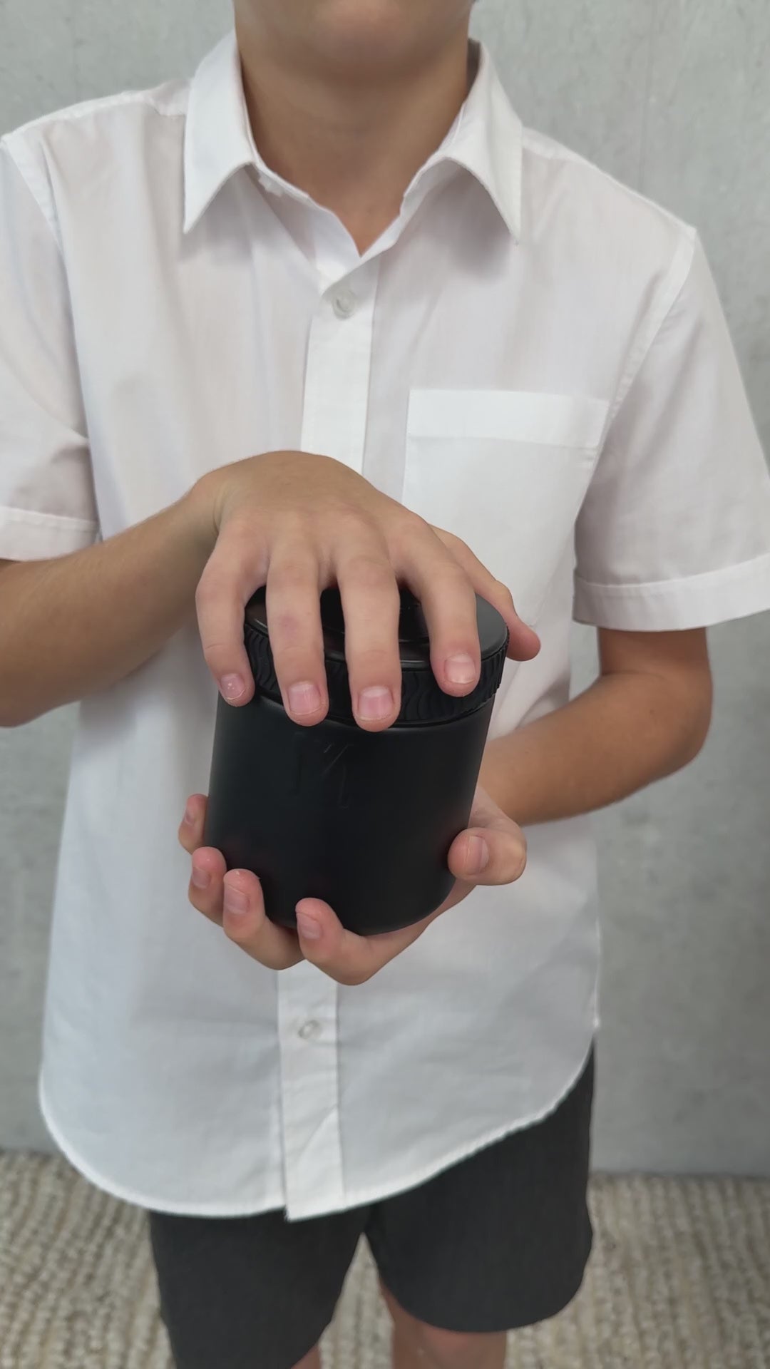 black insulated food jar