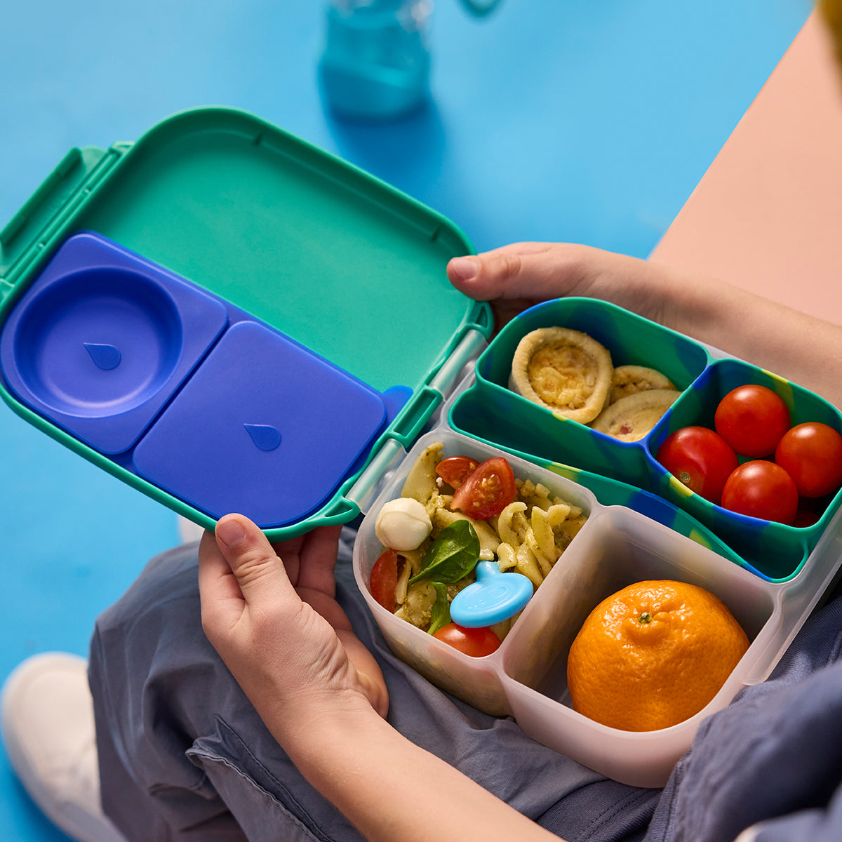 b.box silicone bento tray - mini - electric jungle