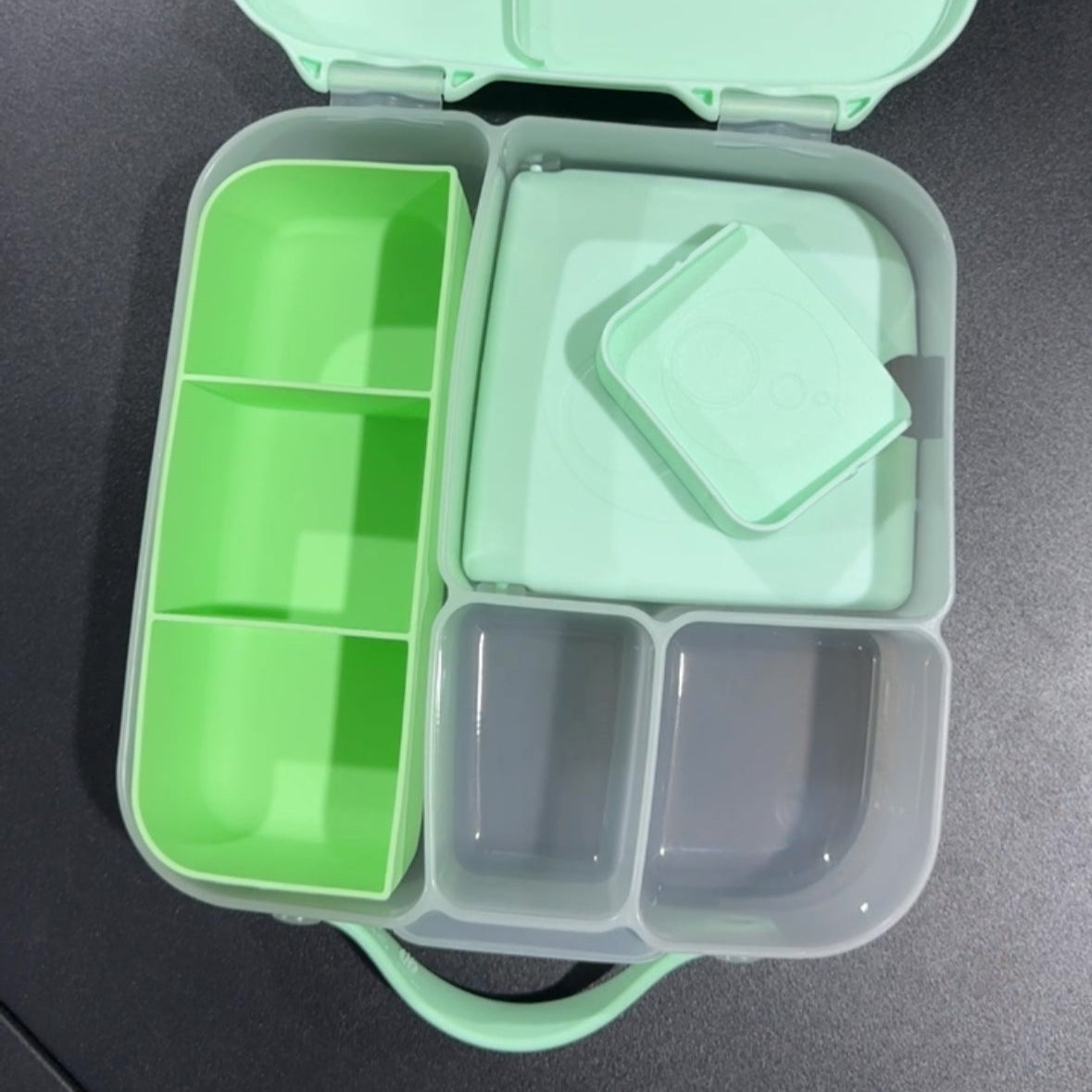 viral green silicone feast tray