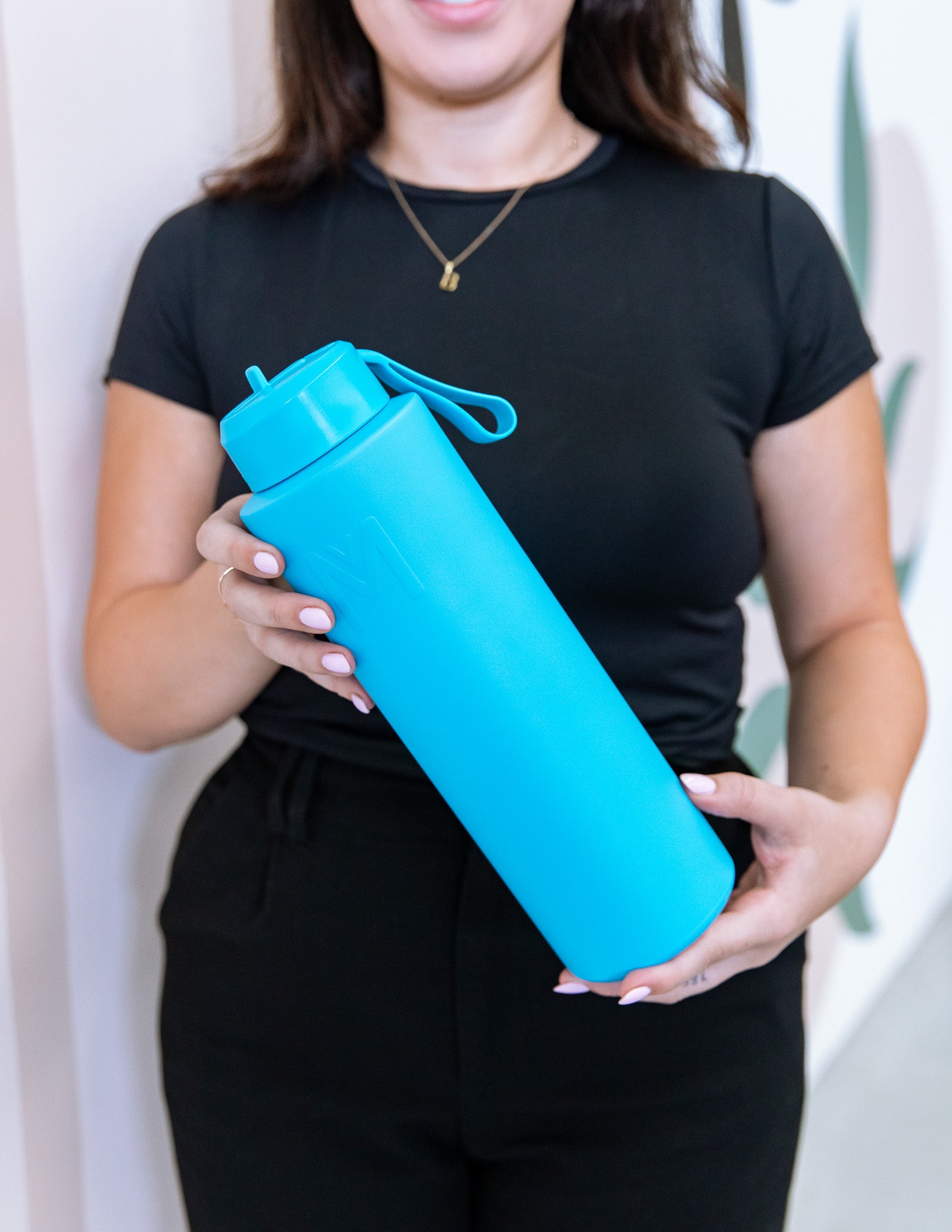 coastal blue insulated drink bottle