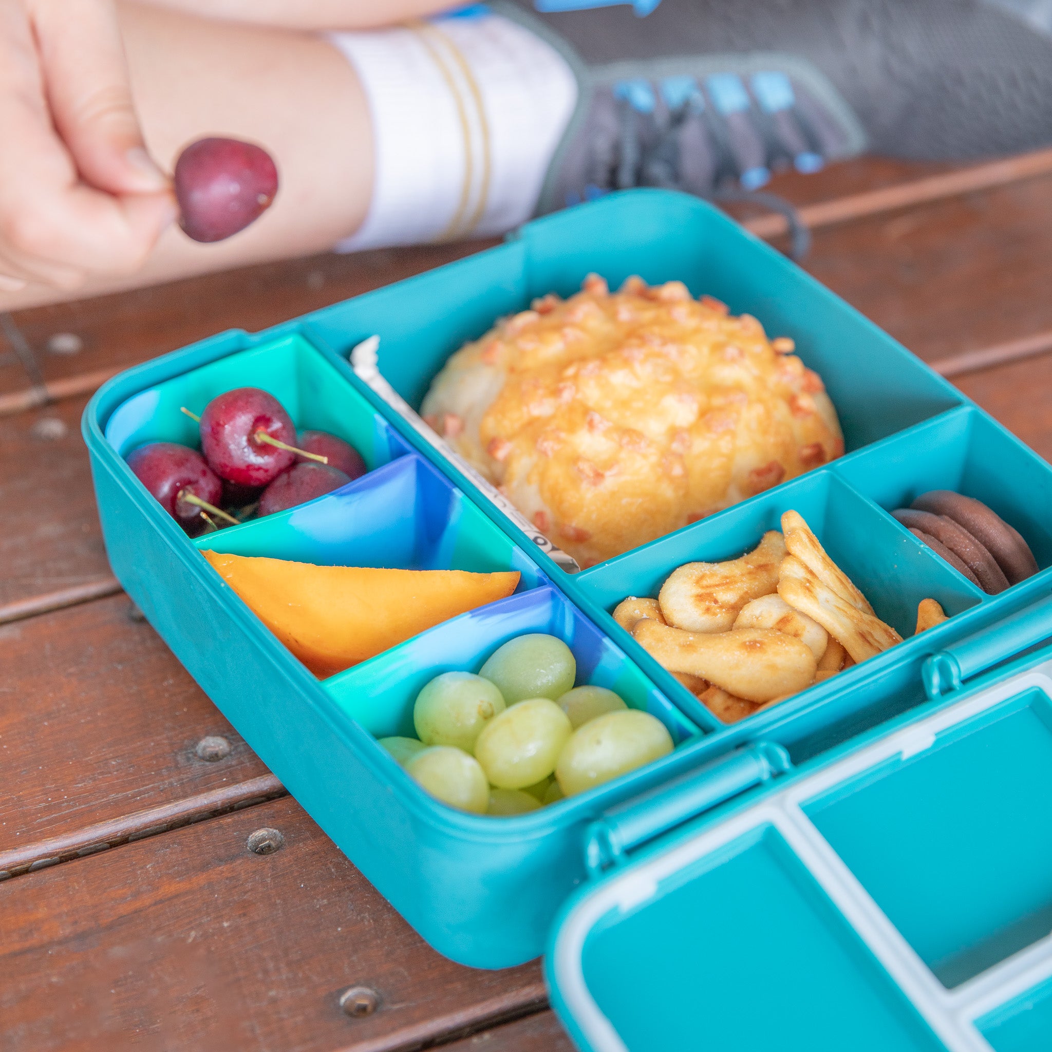 Coastal marble silicone blue feast tray