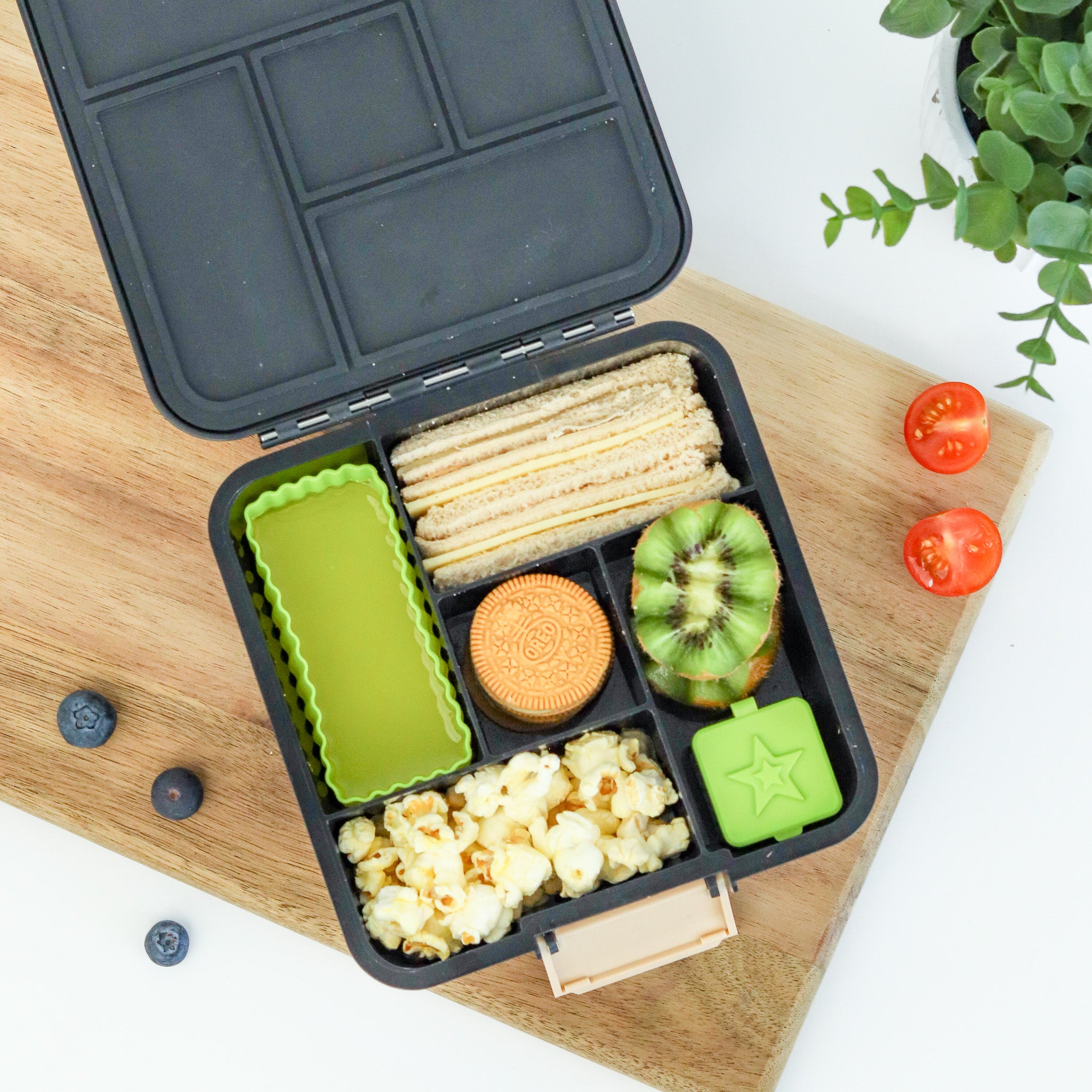 matcha green mixed silicone bento cups