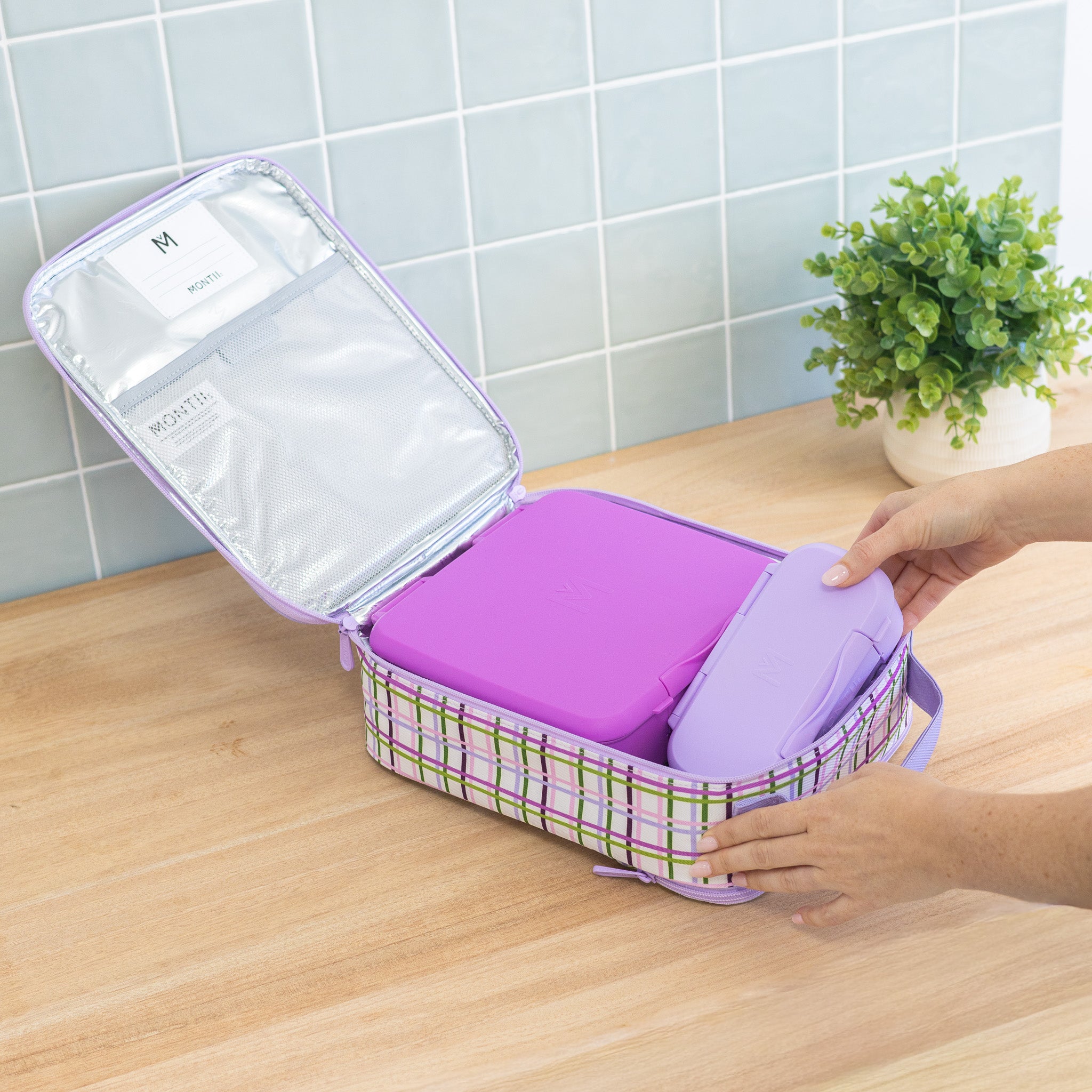 Montii Co Default Title